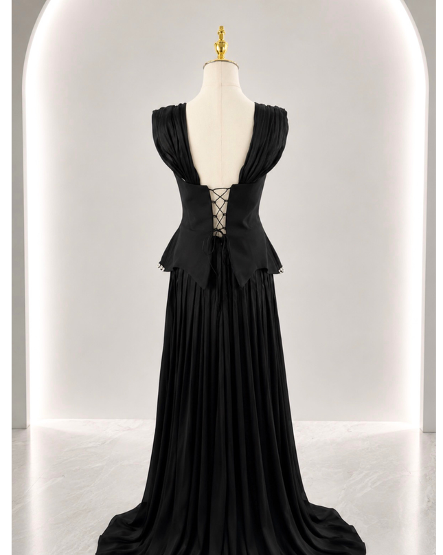 Elisia Dress