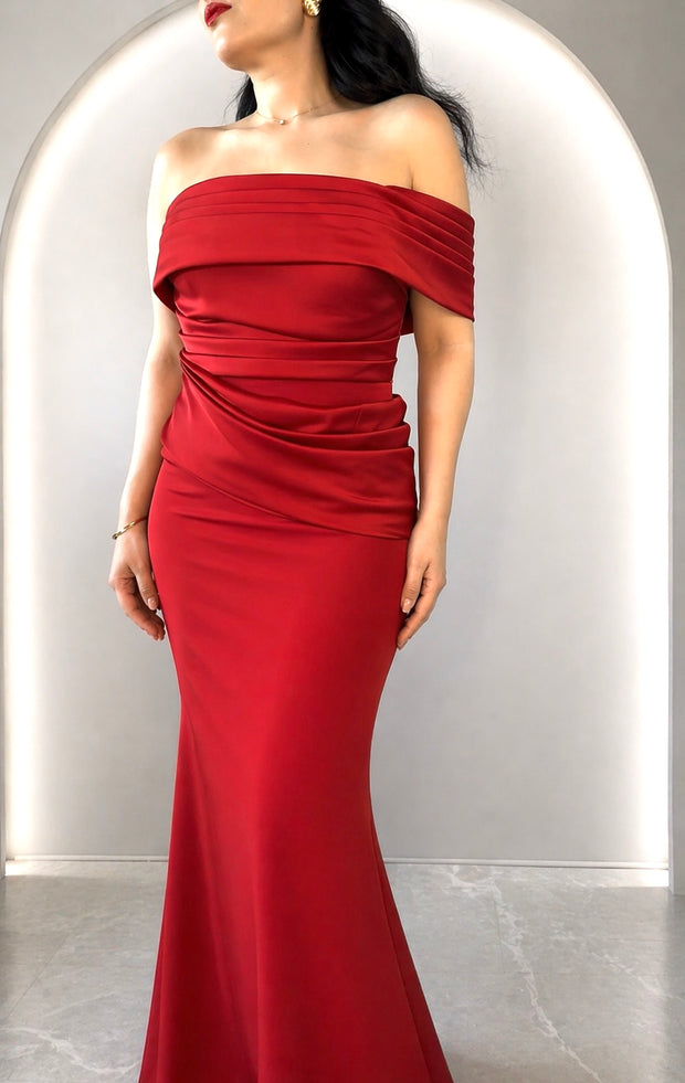 <h2>Veluto<br/>Rosso</h2>